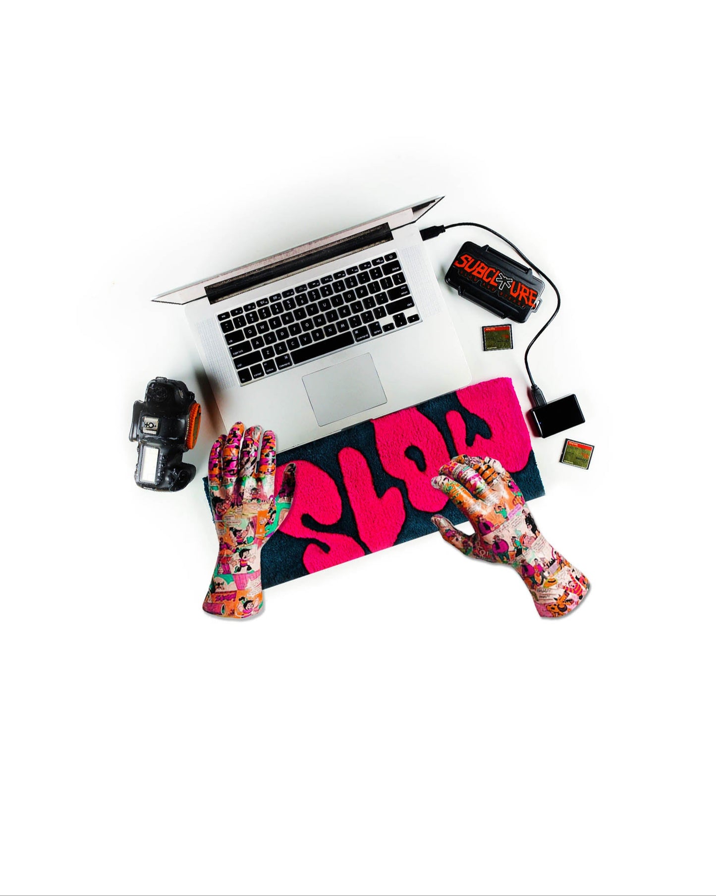 SLOW DESK RUG