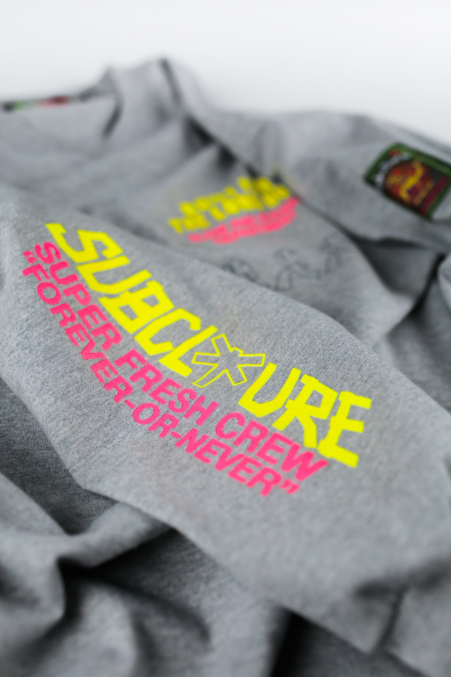 "SUPER FRESH CREW" LONG SLEEVE T-SHIRT