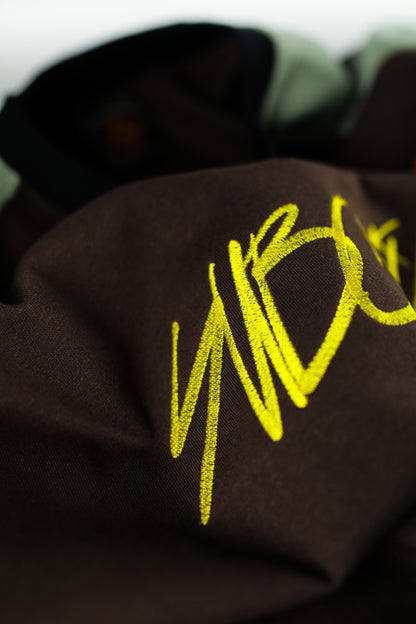 "TAGGIN'" CREW NECK SWEATSHIRT